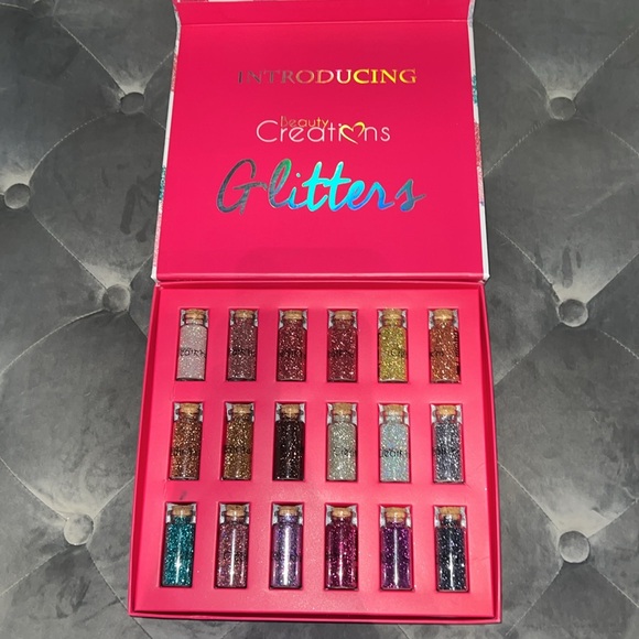 Eye glitters - Picture 2 of 4